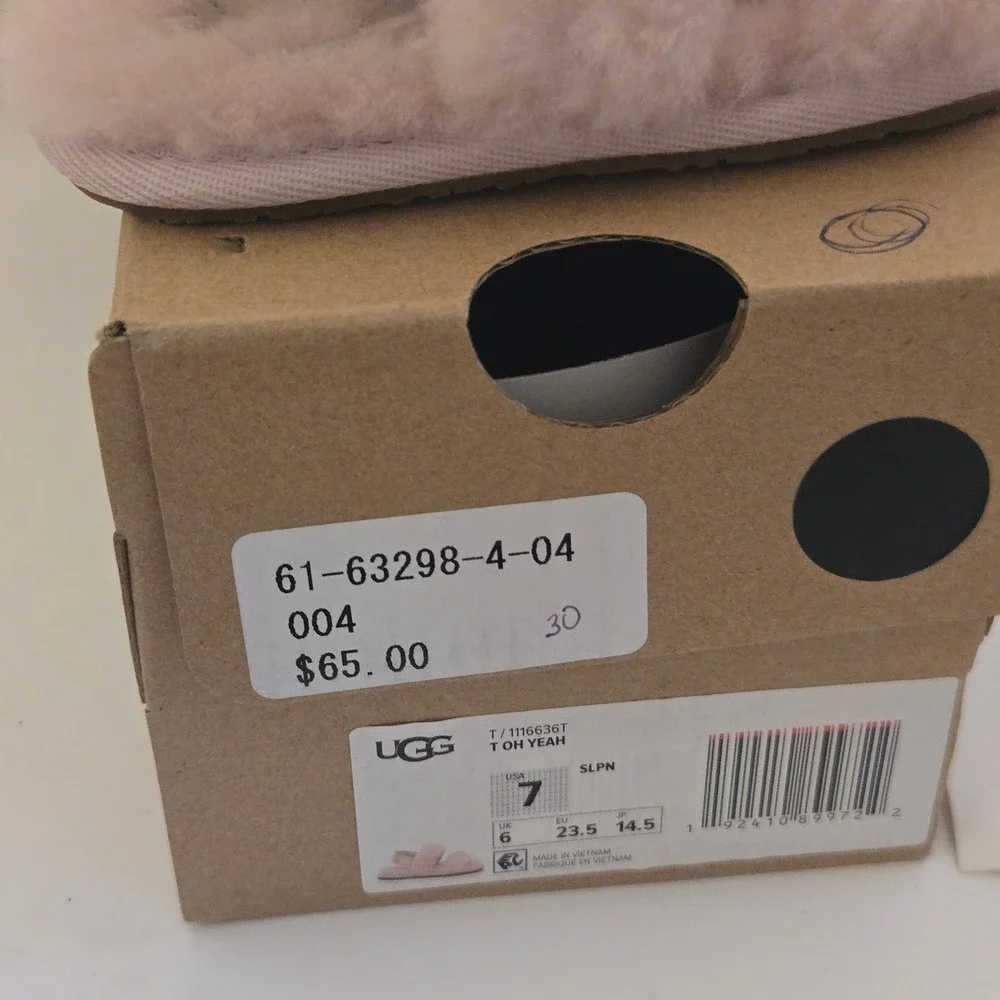 UGG Toddler Oh Yeah Sandals Shell Pink Sheepskin Slides 1116636T Size 7 NWOB